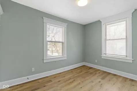 17 Parkview Avenue Indianapolis IN 46201