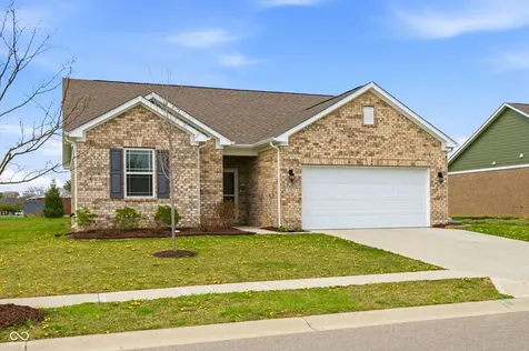 1212 Bontrager Lane Shelbyville IN 46176