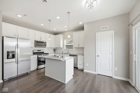 1212 Bontrager Lane Shelbyville IN 46176