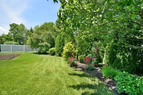 224 W Stoney Trail Greenfield IN 46140