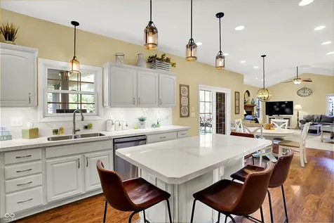 224 W Stoney Trail Greenfield IN 46140
