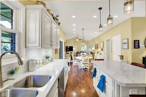 224 W Stoney Trail Greenfield IN 46140