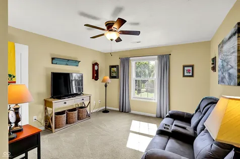 224 W Stoney Trail Greenfield IN 46140