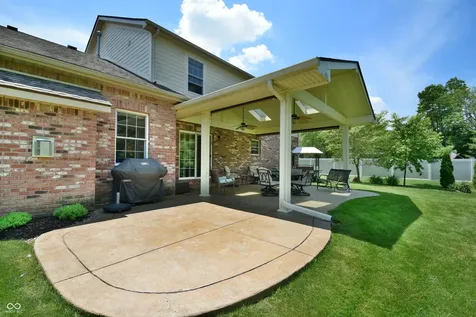 224 W Stoney Trail Greenfield IN 46140