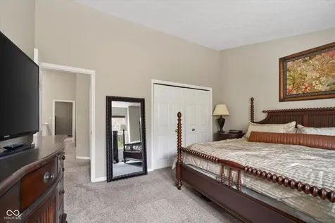 8079 Lower Bay Lane Indianapolis IN 46236