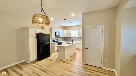 3256 Ruckle Street Indianapolis IN 46205