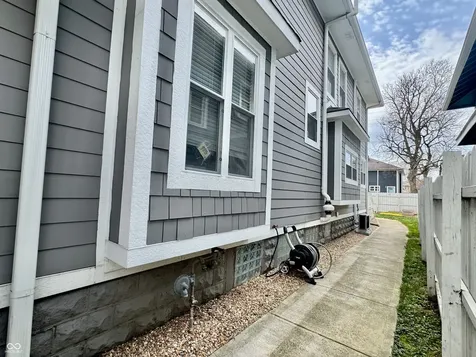 3256 Ruckle Street Indianapolis IN 46205