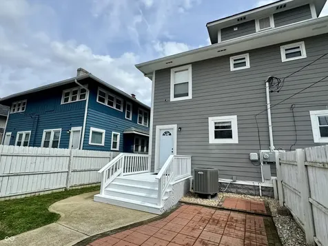 3256 Ruckle Street Indianapolis IN 46205