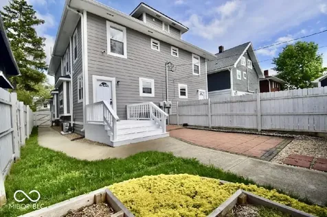 3256 Ruckle Street Indianapolis IN 46205