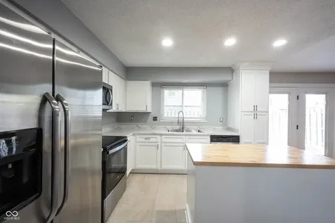 7621 Vintage Court Lawrence IN 46226
