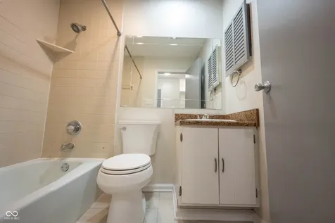 7621 Vintage Court Lawrence IN 46226