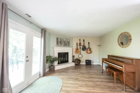 7742 Pennycroft Drive Indianapolis IN 46236