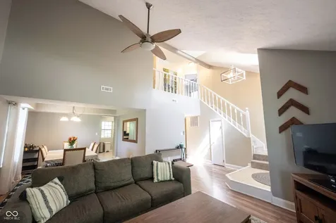 7742 Pennycroft Drive Indianapolis IN 46236