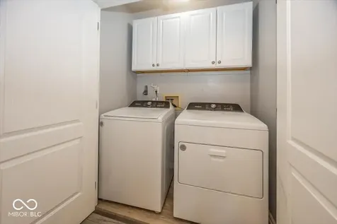5507 Pine Knoll Boulevard Noblesville IN 46062