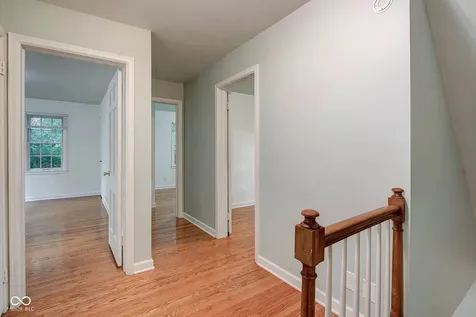 5043 Boulevard Place Indianapolis IN 46208