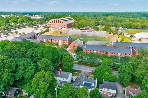 5043 Boulevard Place Indianapolis IN 46208