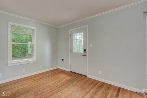 5043 Boulevard Place Indianapolis IN 46208