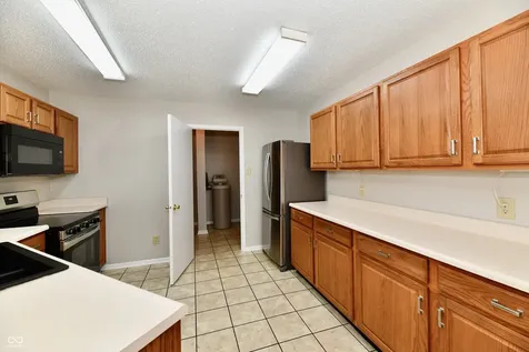 5508 Front Point Court Indianapolis IN 46237
