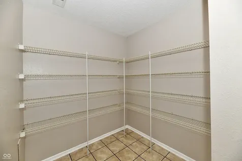 5508 Front Point Court Indianapolis IN 46237