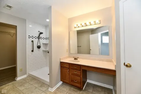 5508 Front Point Court Indianapolis IN 46237