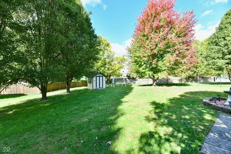 5508 Front Point Court Indianapolis IN 46237