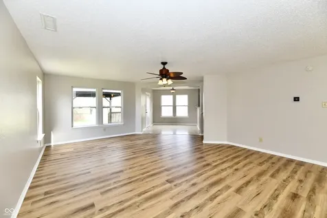 5508 Front Point Court Indianapolis IN 46237