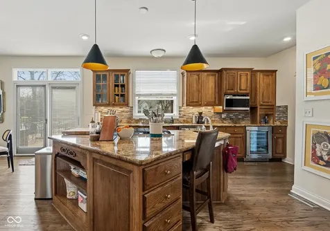 4695 Stonebridge Court Columbus IN 47201