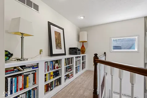 4695 Stonebridge Court Columbus IN 47201