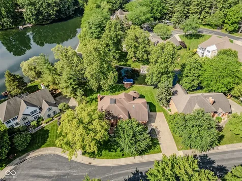 4695 Stonebridge Court Columbus IN 47201