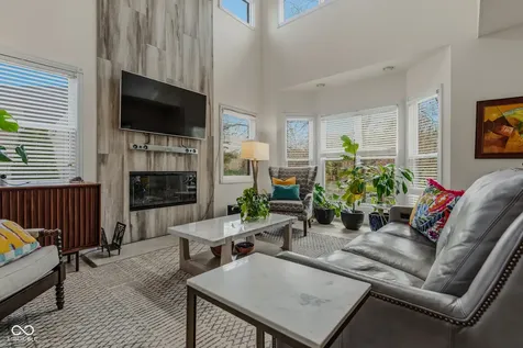 4695 Stonebridge Court Columbus IN 47201