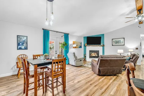 101 Jefferson Valley Coatesville IN 46121