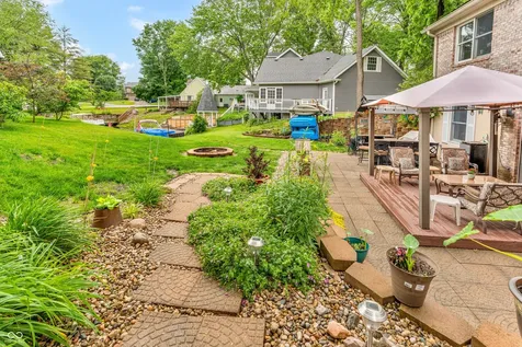 101 Jefferson Valley Coatesville IN 46121