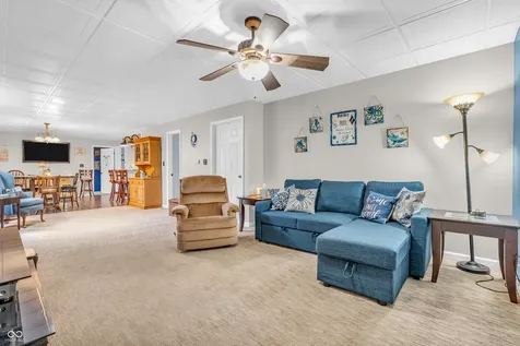 101 Jefferson Valley Coatesville IN 46121