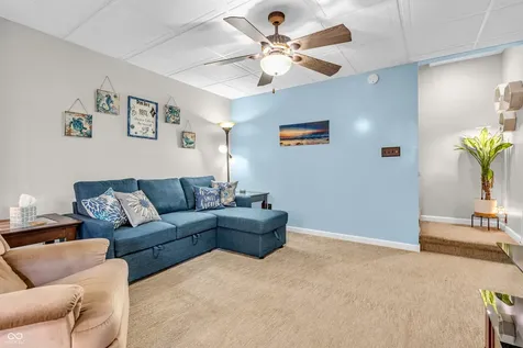 101 Jefferson Valley Coatesville IN 46121