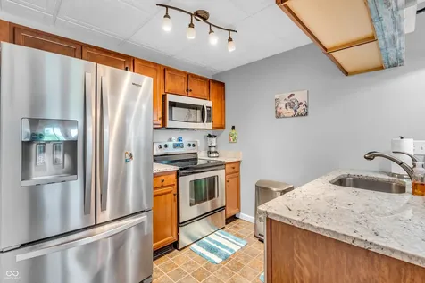 101 Jefferson Valley Coatesville IN 46121