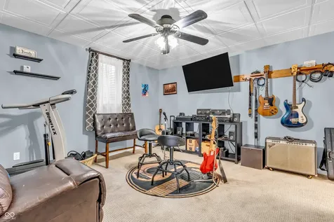 101 Jefferson Valley Coatesville IN 46121