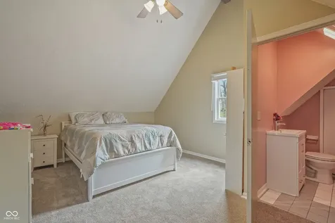 9523 E Southport Road Indianapolis IN 46259