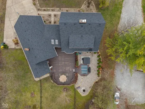 9523 E Southport Road Indianapolis IN 46259