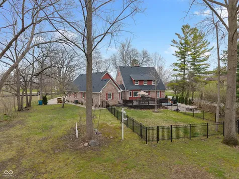 9523 E Southport Road Indianapolis IN 46259