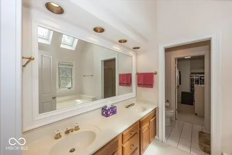 11691 Diamond Pointe Court Indianapolis IN 46236