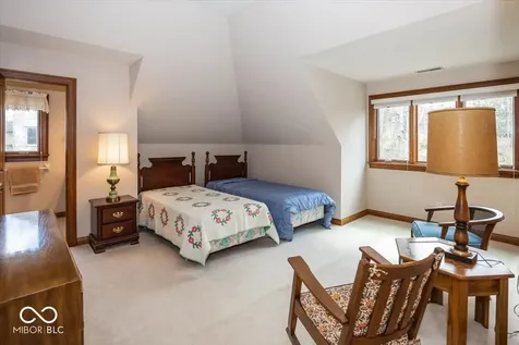 11691 Diamond Pointe Court Indianapolis IN 46236