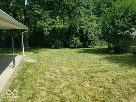 525 S 4th Avenue Beech Grove IN 46107