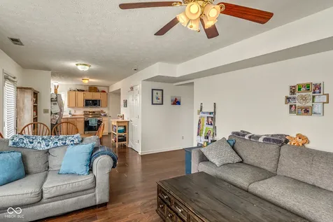 665 Hummingbird Lane Whiteland IN 46184
