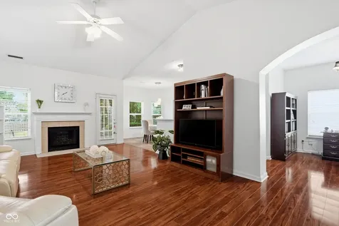 5876 Lost Oaks Drive Carmel IN 46033