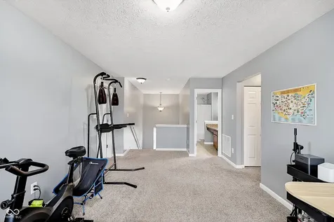 15472 Old Pond Circle Noblesville IN 46060