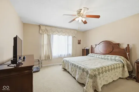 1373 Echo Bend Street Greenwood IN 46142