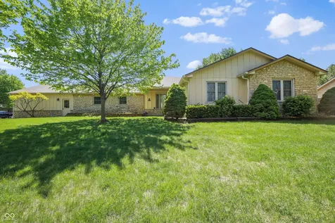 1373 Echo Bend Street Greenwood IN 46142