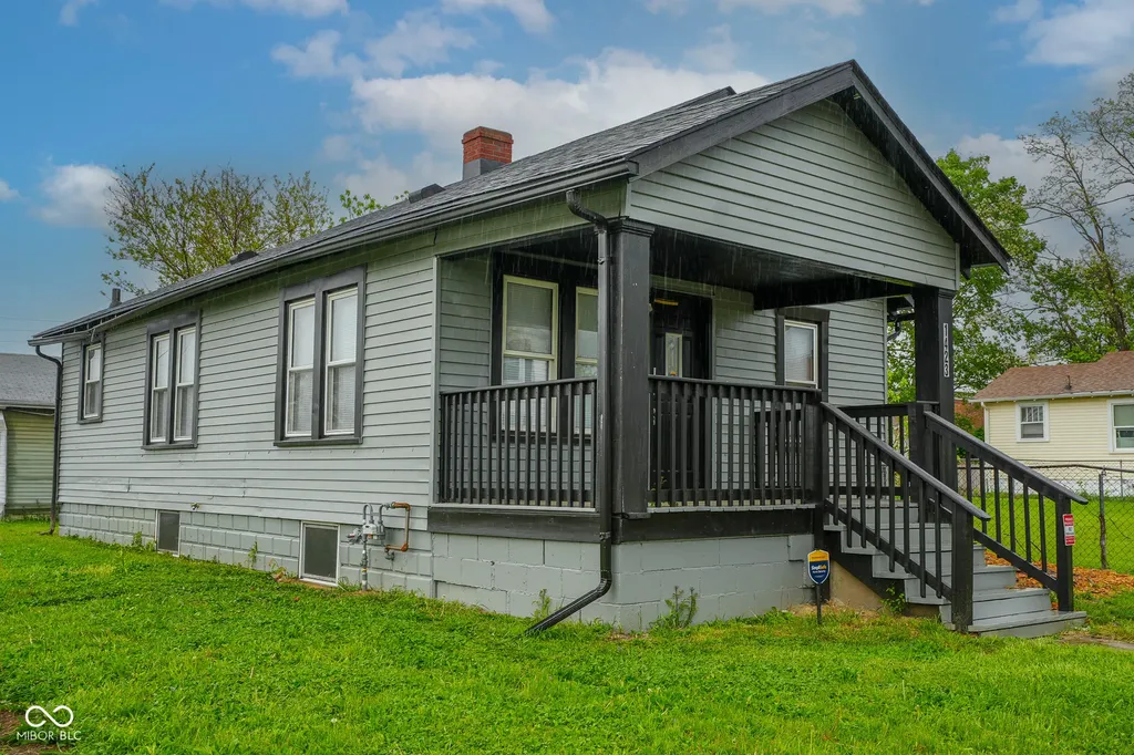 1423 Fountain Street Anderson IN 46016