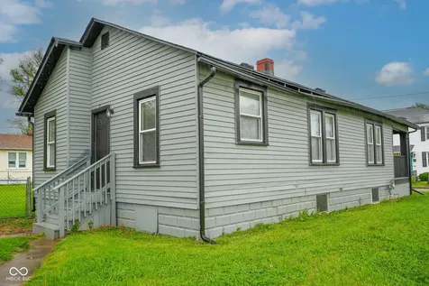 1423 Fountain Street Anderson IN 46016