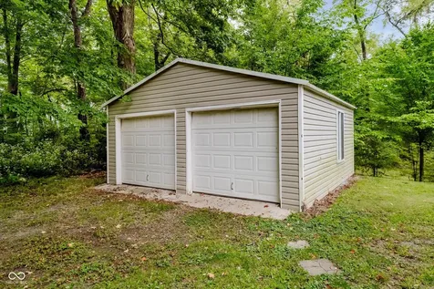 9131 E 256th Street Arcadia IN 46030